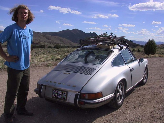 911